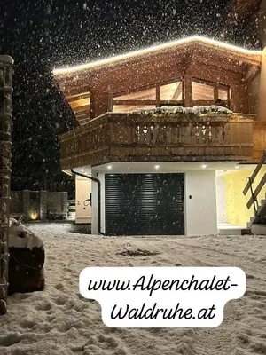 Alpenchalet Waldruhe im Winter