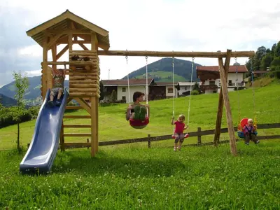 Ein Kinderspielbereich in der Unterkunft Haus Gföller