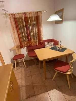 Ein Sitzbereich in der Unterkunft Appartement Brandner