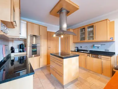 Küche/Küchenzeile in der Unterkunft Apartment in Niedernsill near Ski Slopes
