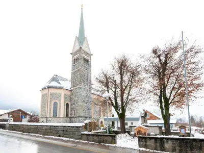 Apartment in Niedernsill near Ski Slopes im Winter