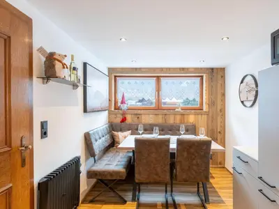 Ein Sitzbereich in der Unterkunft Apartment in Sulzau near Wildkogel Ski Arena