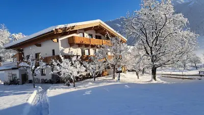 Landhaus Oberstockach im Winter