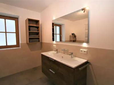 Ein Badezimmer in der Unterkunft Apartment Zauberwinkel-1 by Interhome