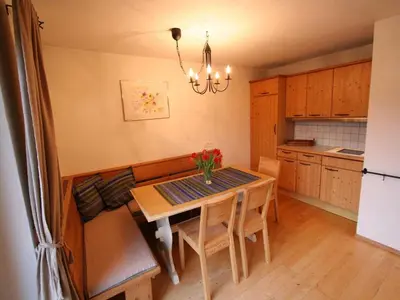 Küche/Küchenzeile in der Unterkunft Wonderful Apartment in Hopfgarten im Brixental with Parking