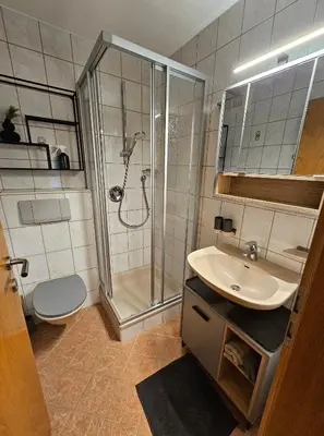 Ein Badezimmer in der Unterkunft Appartement Fohringer