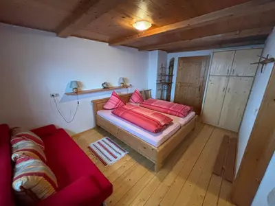 Ein Bett oder Betten in einem Zimmer der Unterkunft Zillerbruggerhof