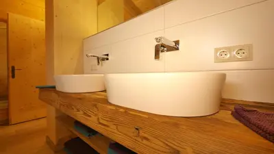 Ein Badezimmer in der Unterkunft Ferienwohnung Zillertal - Schwemberger