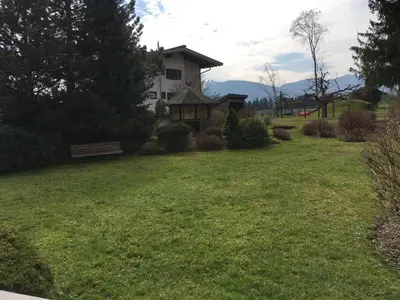 Ein Garten an der Unterkunft Haus Gerlinde Schernthaner