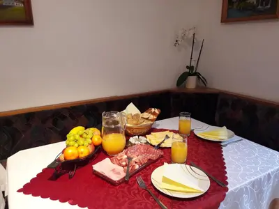 Essen in der Ferienwohnung oder in der Nähe
