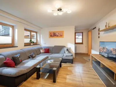 Ein Sitzbereich in der Unterkunft Appartement Mayr
