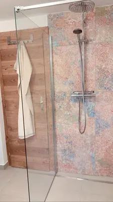 Ein Badezimmer in der Unterkunft s'Zuhaus