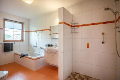Ein Badezimmer in der Unterkunft Ferienwohnung Schwabegghof