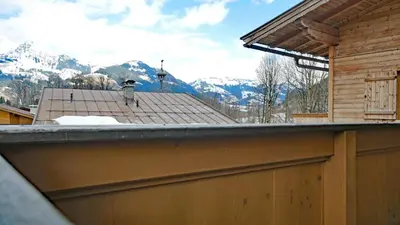 Ein allgemeiner Bergblick oder ein Berglick von der Ferienwohnung aus
