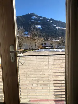 Ein allgemeiner Bergblick oder ein Berglick von der Ferienwohnung aus