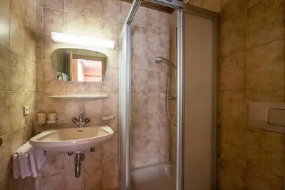 Ein Badezimmer in der Unterkunft Gästehaus Rauch