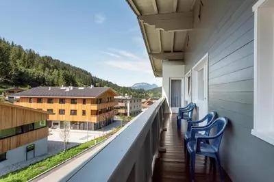 Ein allgemeiner Bergblick oder ein Berglick von der Ferienwohnung aus