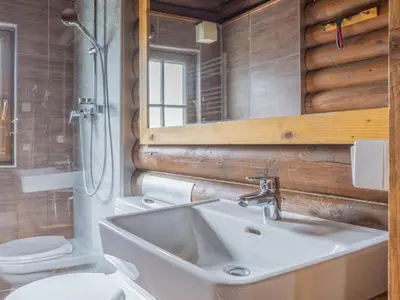 Ein Badezimmer in der Unterkunft im Brixental II