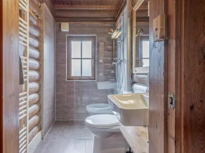 Ein Badezimmer in der Unterkunft im Brixental II