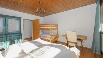 Ein Bett oder Betten in einem Zimmer der Unterkunft Apartment auf dem Schlossberg - Bergblick