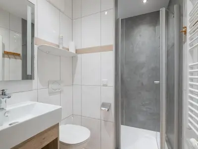 Ein Badezimmer in der Unterkunft Arianne Ski in - Ski out