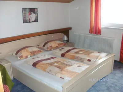 Ein Bett oder Betten in einem Zimmer der Unterkunft Michael Holaus