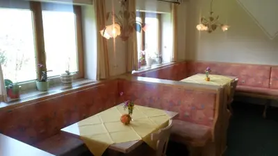 Ein Sitzbereich in der Unterkunft Pension Biobauernhof Hinteraltensberg