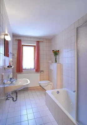 Ein Badezimmer in der Unterkunft Zillertal Apartments