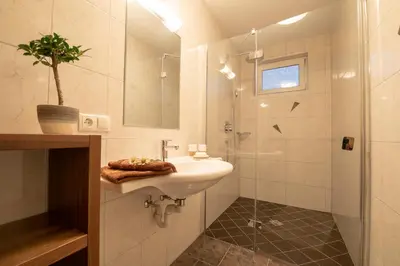 Ein Badezimmer in der Unterkunft Landhaus Sonnblick
