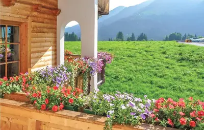 Ein allgemeiner Bergblick oder ein Berglick von der Ferienwohnung aus