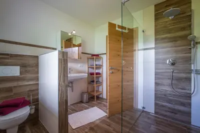 Ein Badezimmer in der Unterkunft Appartement Josef
