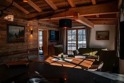 Ein Sitzbereich in der Unterkunft Chalet WildRuh