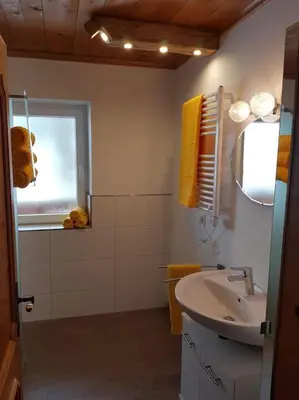 Ein Badezimmer in der Unterkunft Gemütliche Wohnung mit Blick auf den Zahmen Kaiser
