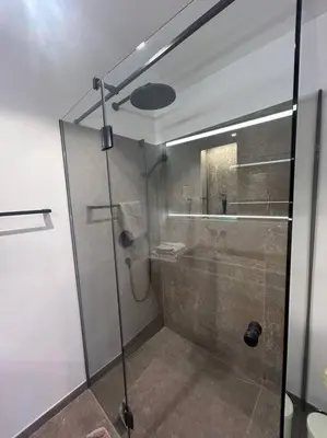 Ein Badezimmer in der Unterkunft Spa, Sport & City Luxury Ski-in Ski-Out Apartment