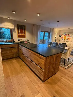 Küche/Küchenzeile in der Unterkunft Spa, Sport & City Luxury Ski-in Ski-Out Apartment