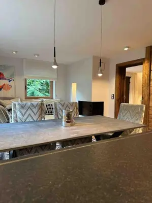 Ein Sitzbereich in der Unterkunft Spa, Sport & City Luxury Ski-in Ski-Out Apartment