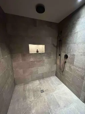 Ein Badezimmer in der Unterkunft Spa, Sport & City Luxury Ski-in Ski-Out Apartment