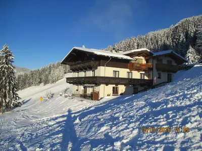 Haus Bergfried im Winter