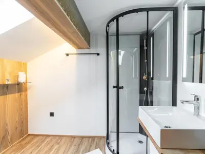 Ein Badezimmer in der Unterkunft Chalet in Neukirchen near Ski Arena Wildkogel
