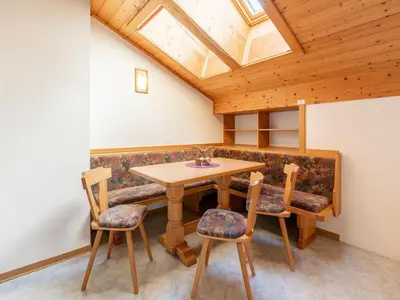 Ein Sitzbereich in der Unterkunft Chalet in Mittersill near Ski Slopes