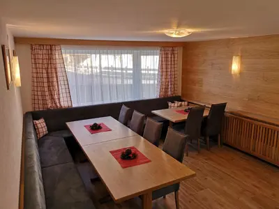 Ein Sitzbereich in der Unterkunft Appartements Binderhof