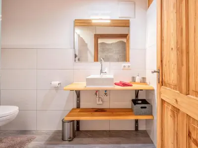 Ein Badezimmer in der Unterkunft Kraftplatz am Litzlhof