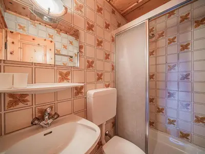 Ein Badezimmer in der Unterkunft Andre XL