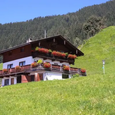 Apartments in Bruck am Ziller - Zillertal 857