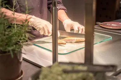 Essen im Hotel oder in der Nähe