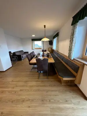 Ein Sitzbereich in der Unterkunft Hundsidl