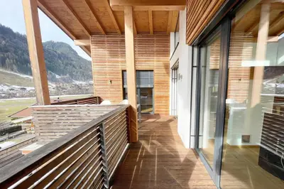 Ein allgemeiner Bergblick oder ein Berglick von der Ferienwohnung aus