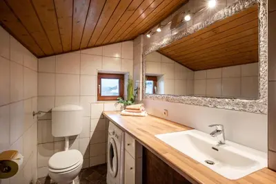 Ein Badezimmer in der Unterkunft Ferienwohnung Dobner Schlössl