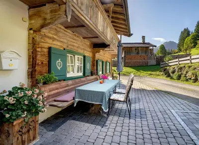 Ein Garten an der Unterkunft Appartement Hintermitterast