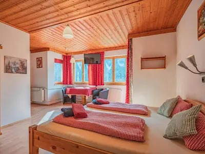Ein Bett oder Betten in einem Zimmer der Unterkunft Falkenstein